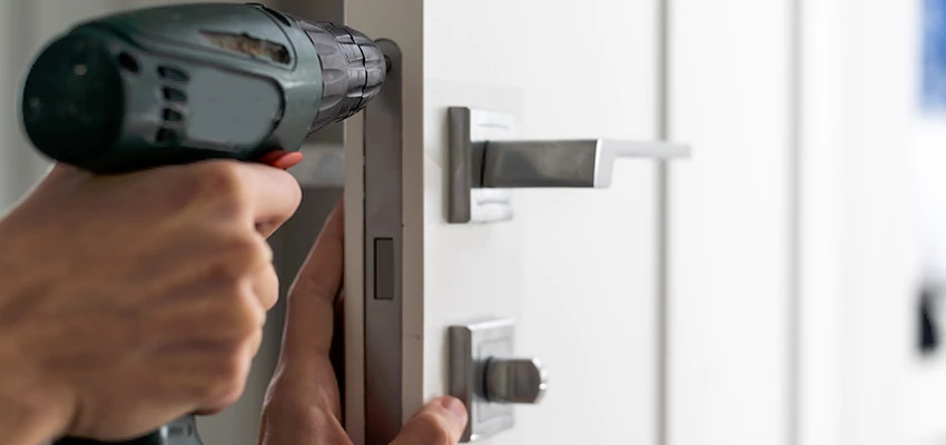 Locksmith For Lock Replacement Near Me in El Rio, CA