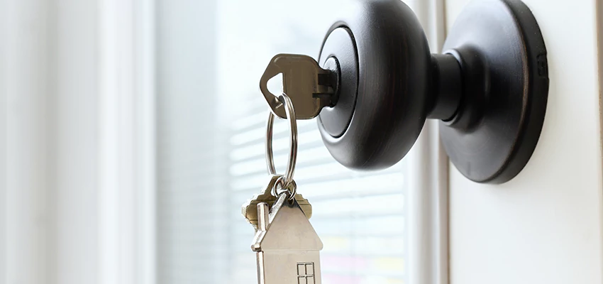 Bifold Door Knob Replacement in El Rio, California