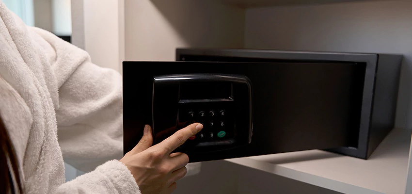 Safe Unlocking Service Company in El Rio, California