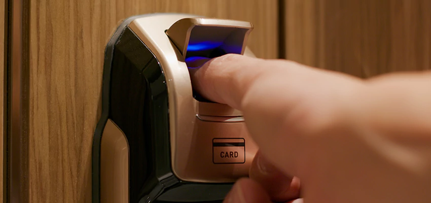 Fingerprint Door Locks Replacement in El Rio, CA