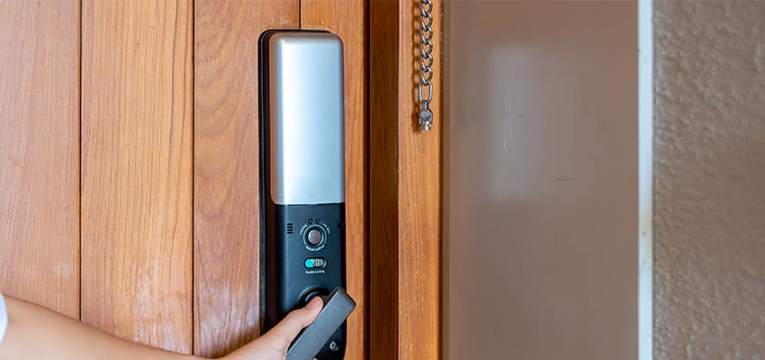 Home Security Electronic Locks Upgrades in El Rio, CA